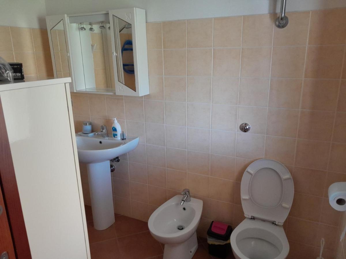 Villa Su Due Livelli Super Accessoriata SantʼAnna Arresi